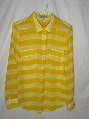 Coldwater Creek women’s blouse sizeS/8 long sleeve, semi sheer, extra button